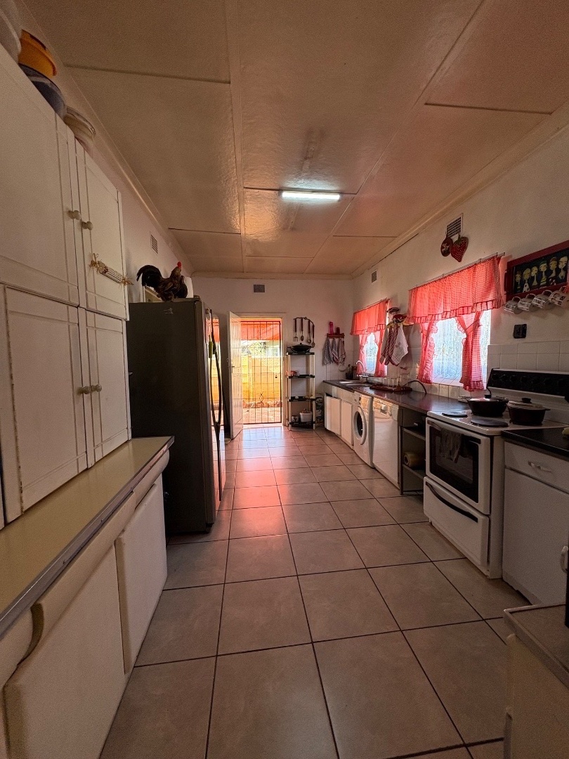 4 Bedroom Property for Sale in Lourenspark North West
